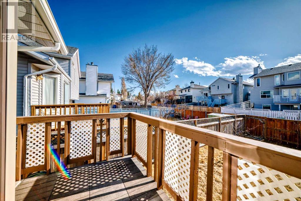 229 Sandarac Drive Nw, Calgary, Alberta  T3K 3W8 - Photo 12 - A2212633