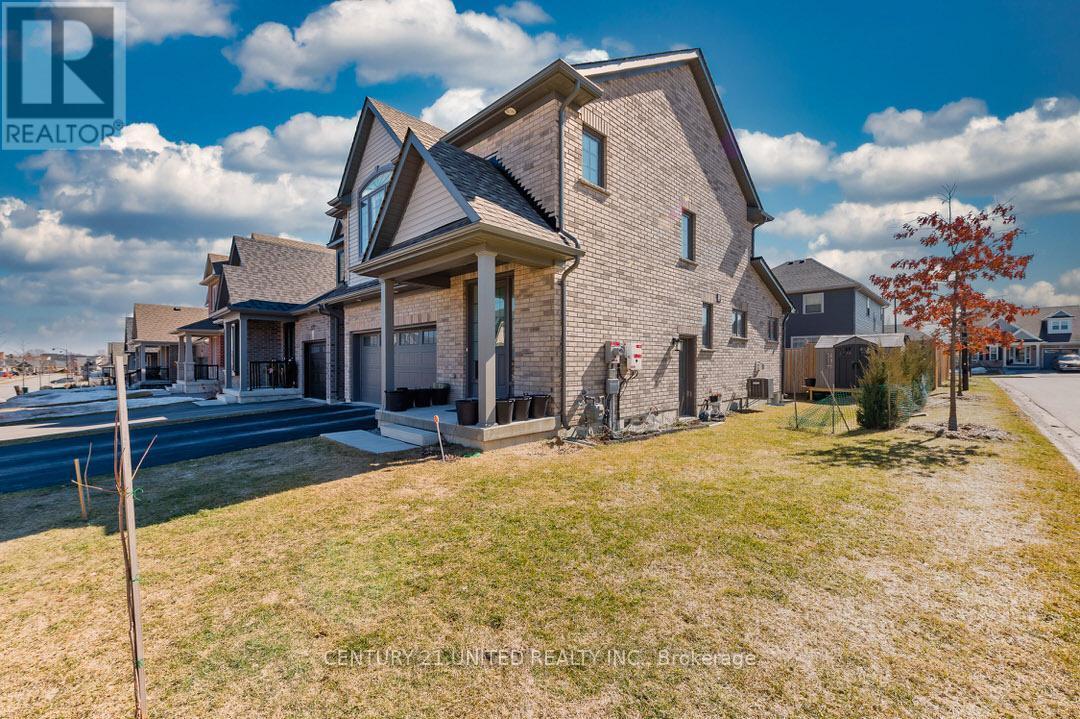 Property at 275 NOFTALL GARDENS image 3
