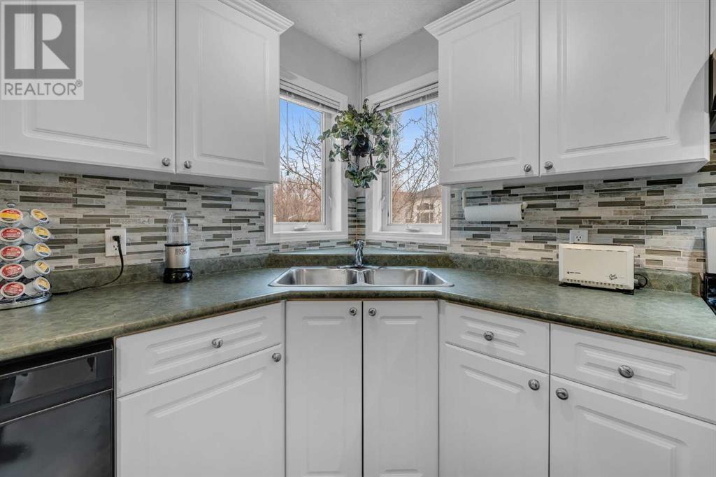 116 Oakmere Place, Chestermere, Alberta  T1X 1L1 - Photo 19 - A2216214