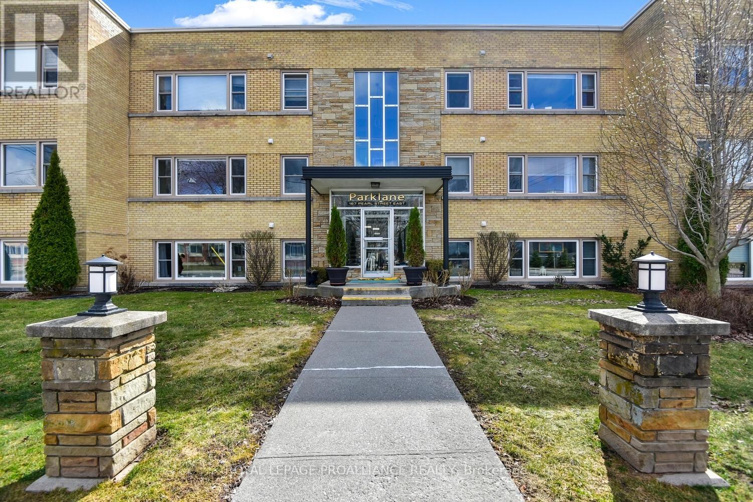10 - 167 PEARL STREET E, Brockville, Ontario