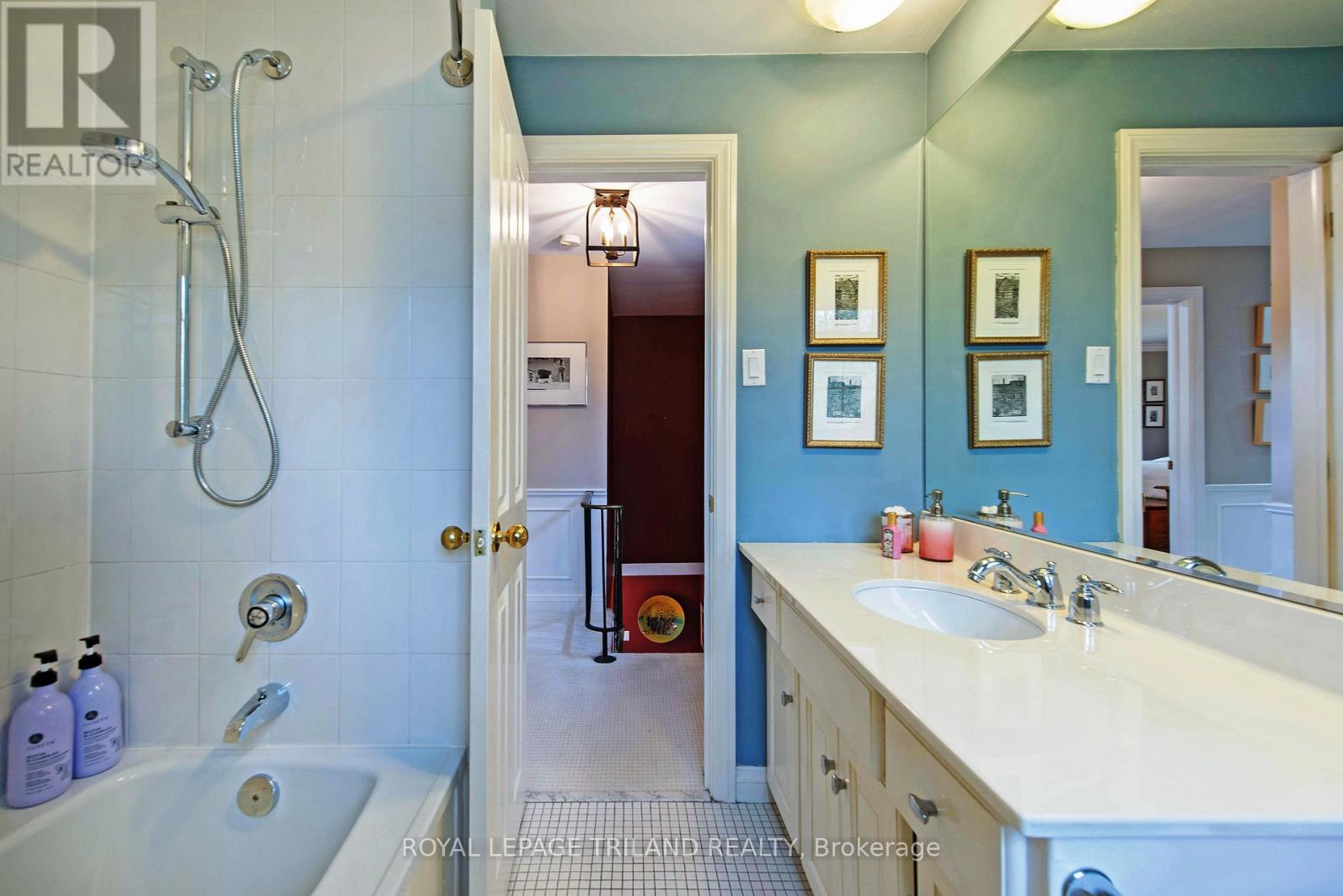 852 Manchester Road, London, Ontario  N6H 4J9 - Photo 22 - X12120633