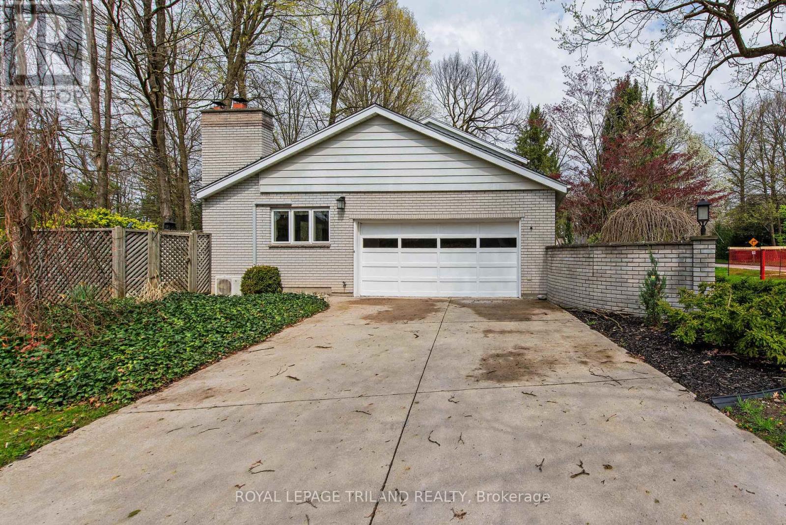 852 Manchester Road, London, Ontario  N6H 4J9 - Photo 38 - X12120633
