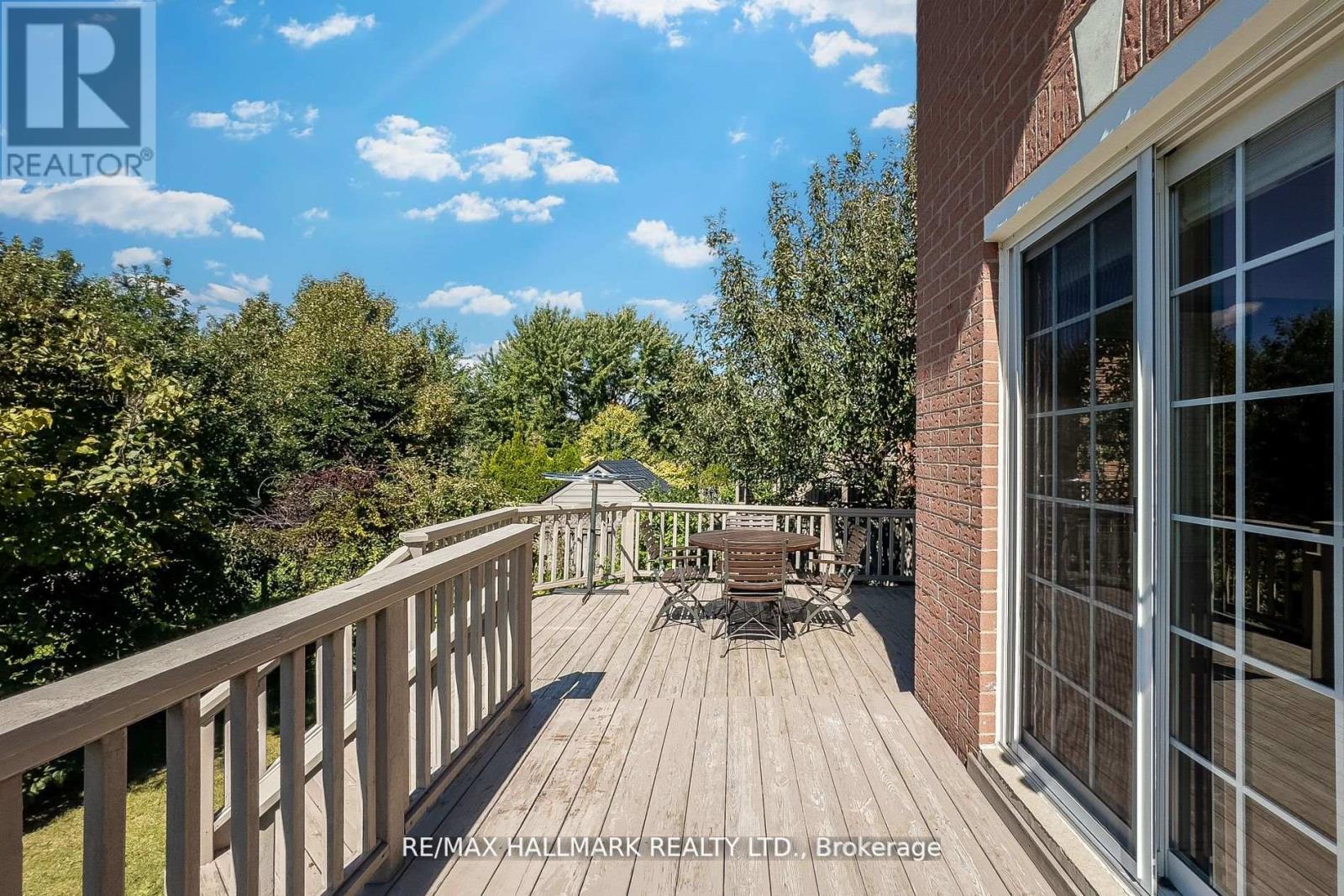 Property at 32 NOAKE CRESCENT image 4