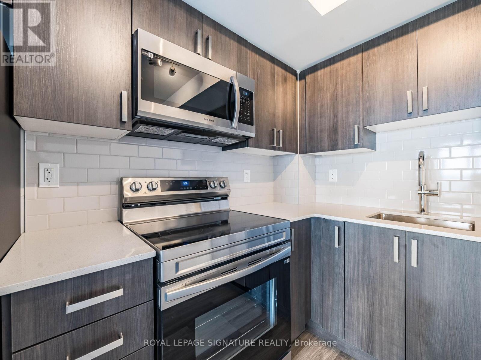 2308 - 1435 Celebration Drive, Pickering (Bay Ridges), Ontario  L1W 0C4 - Photo 14 - E12120565
