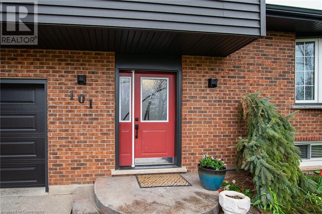 101 Hillview Drive, Baden, Ontario  N3A 2V3 - Photo 4 - 40724208