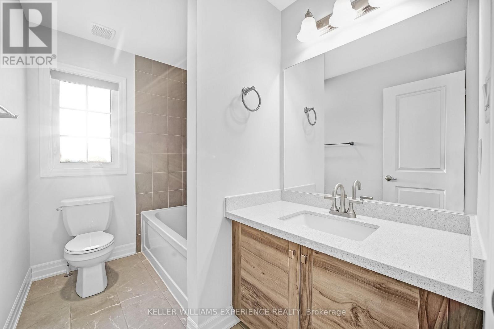 31 Wood Crescent, Essa, Ontario  L3W 0M5 - Photo 24 - N12120543