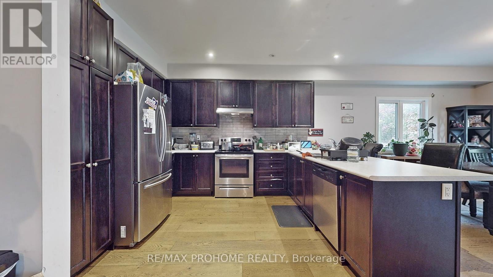 102 Riveredge Drive, Georgina, Ontario  L4P 2P1 - Photo 13 - N12120603