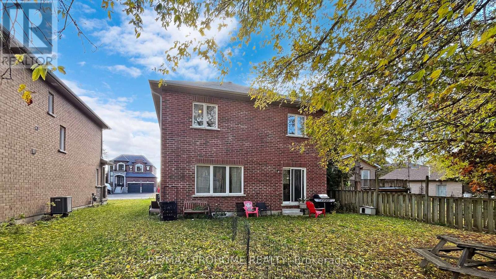102 Riveredge Drive, Georgina, Ontario  L4P 2P1 - Photo 26 - N12120603