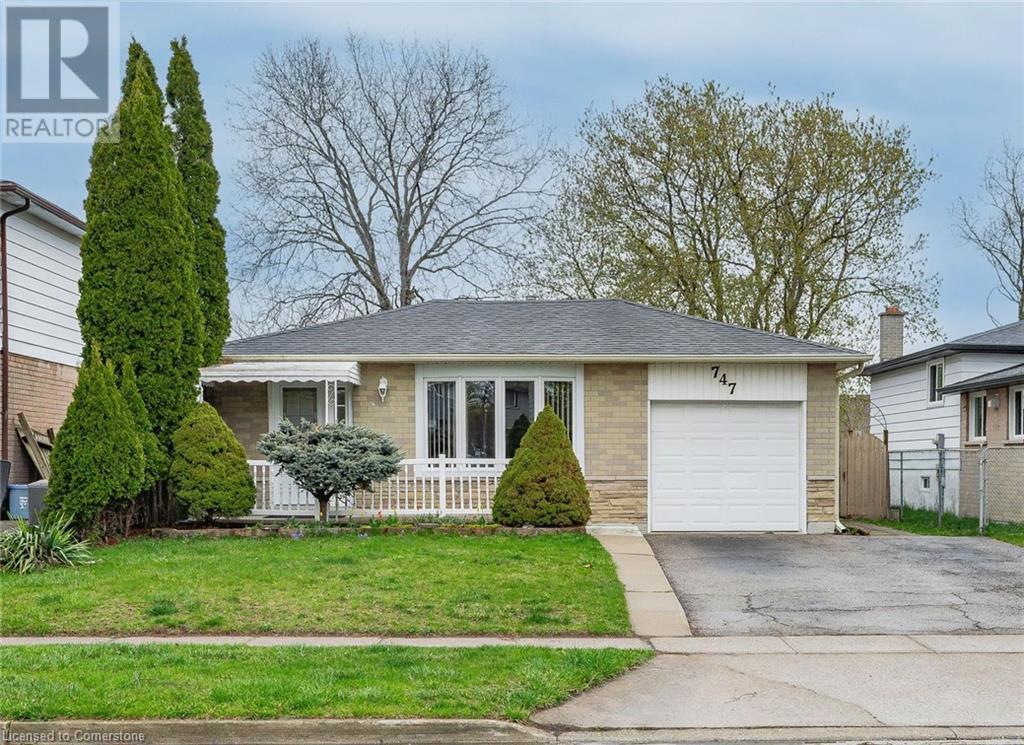 Property at 747 KUMMER Crescent image 1