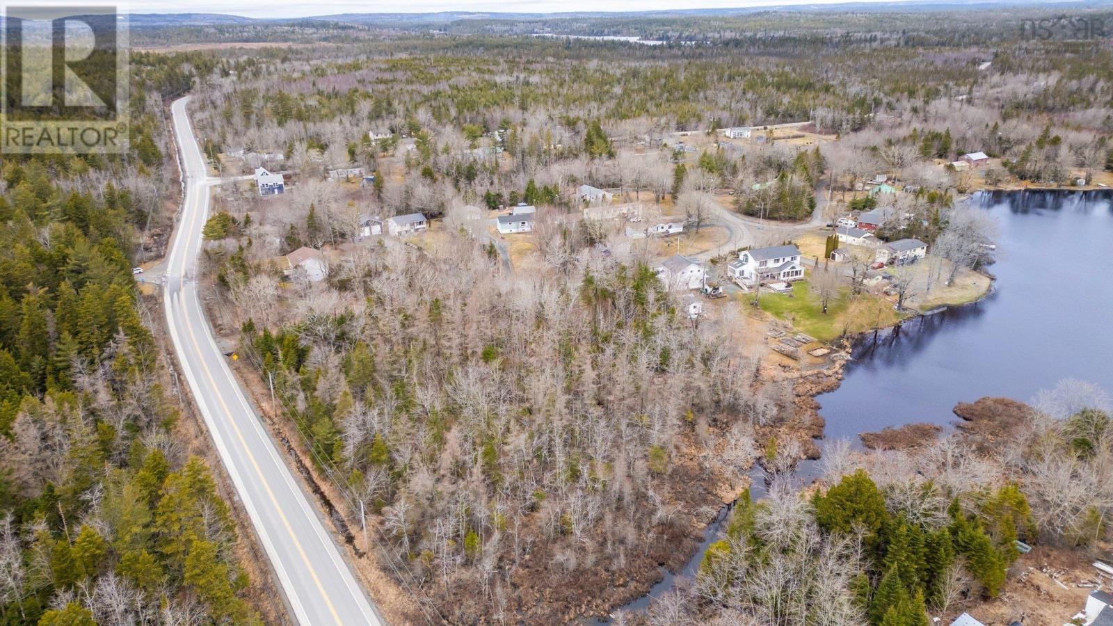 761 Highway 1, Mount Uniacke, Nova Scotia  B0N 1Z0 - Photo 7 - 202508223
