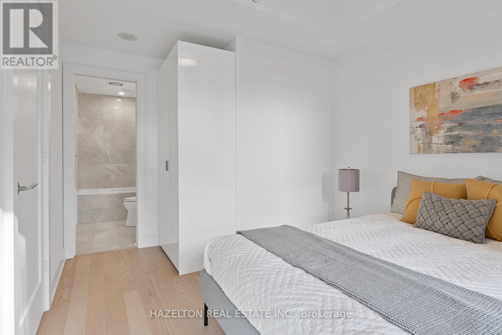 302 - 128 Pears Avenue, Toronto, Ontario  M5R 0A9 - Photo 13 - C12120732