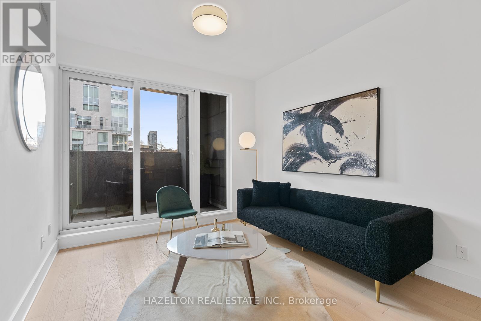 302 - 128 Pears Avenue, Toronto, Ontario  M5R 0A9 - Photo 4 - C12120732