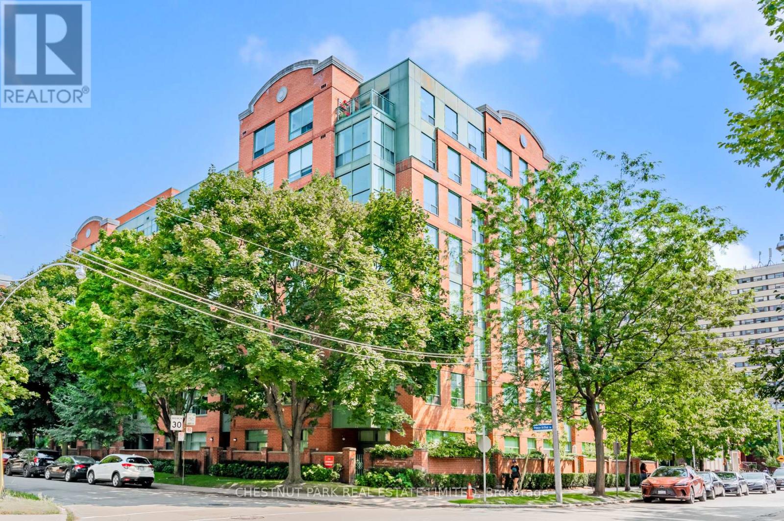 104 - 95 Prince Arthur Avenue, Toronto, Ontario  M5R 3P6 - Photo 2 - C12120751