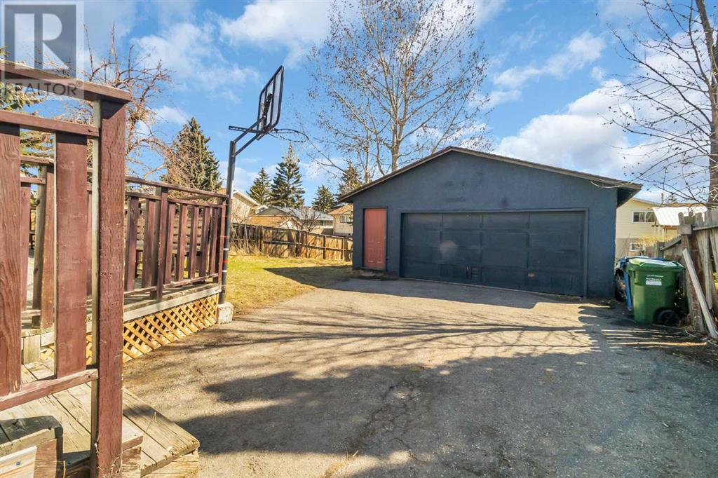 10 Radcliffe Crescent Se, Calgary, Alberta  T2Z 5X2 - Photo 36 - A2215188