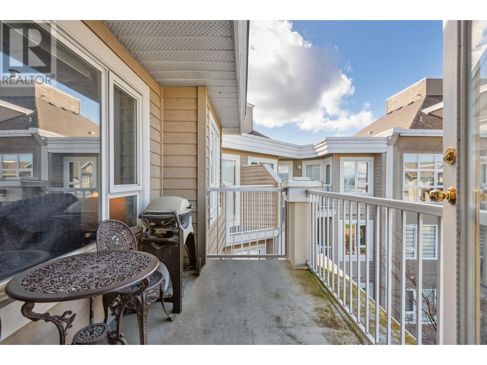 403 5888 Dover Crescent, Richmond, British Columbia  V7C 5R9 - Photo 9 - R2997148