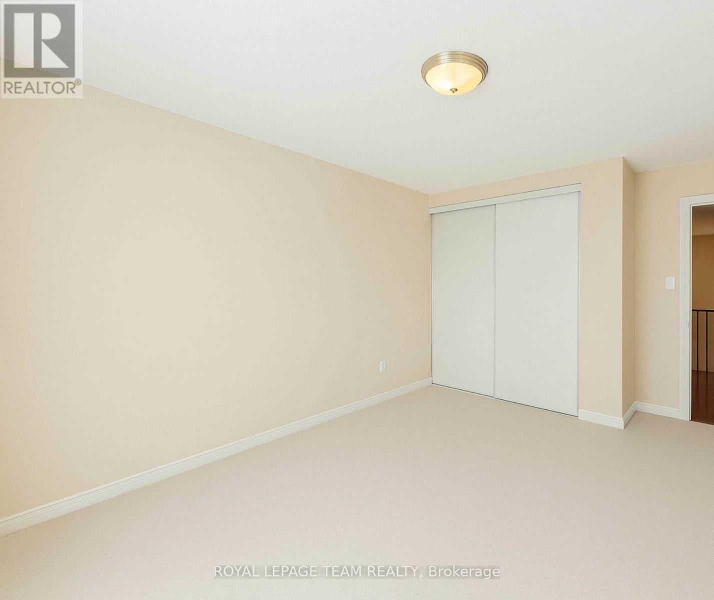 705 Clearbrook Drive, Ottawa, Ontario  K2J 5P1 - Photo 17 - X12097468