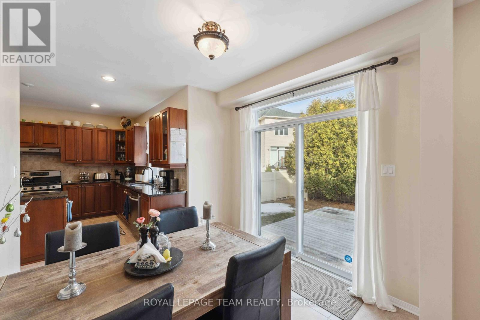 705 Clearbrook Drive, Ottawa, Ontario  K2J 5P1 - Photo 9 - X12097468