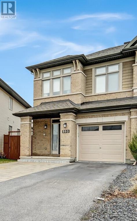 Property at 552 STARGAZER CRESCENT image 2