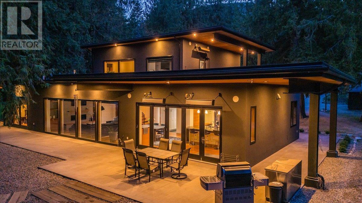 2836 Lower Six Mile Road, Nelson, British Columbia