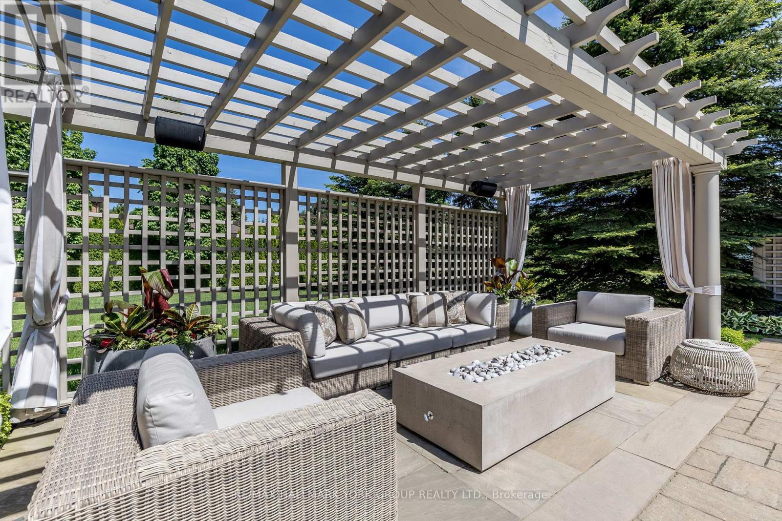 12 Sandy Ridge Court, Whitchurch-Stouffville, Ontario  L4A 2L4 - Photo 37 - N12120652