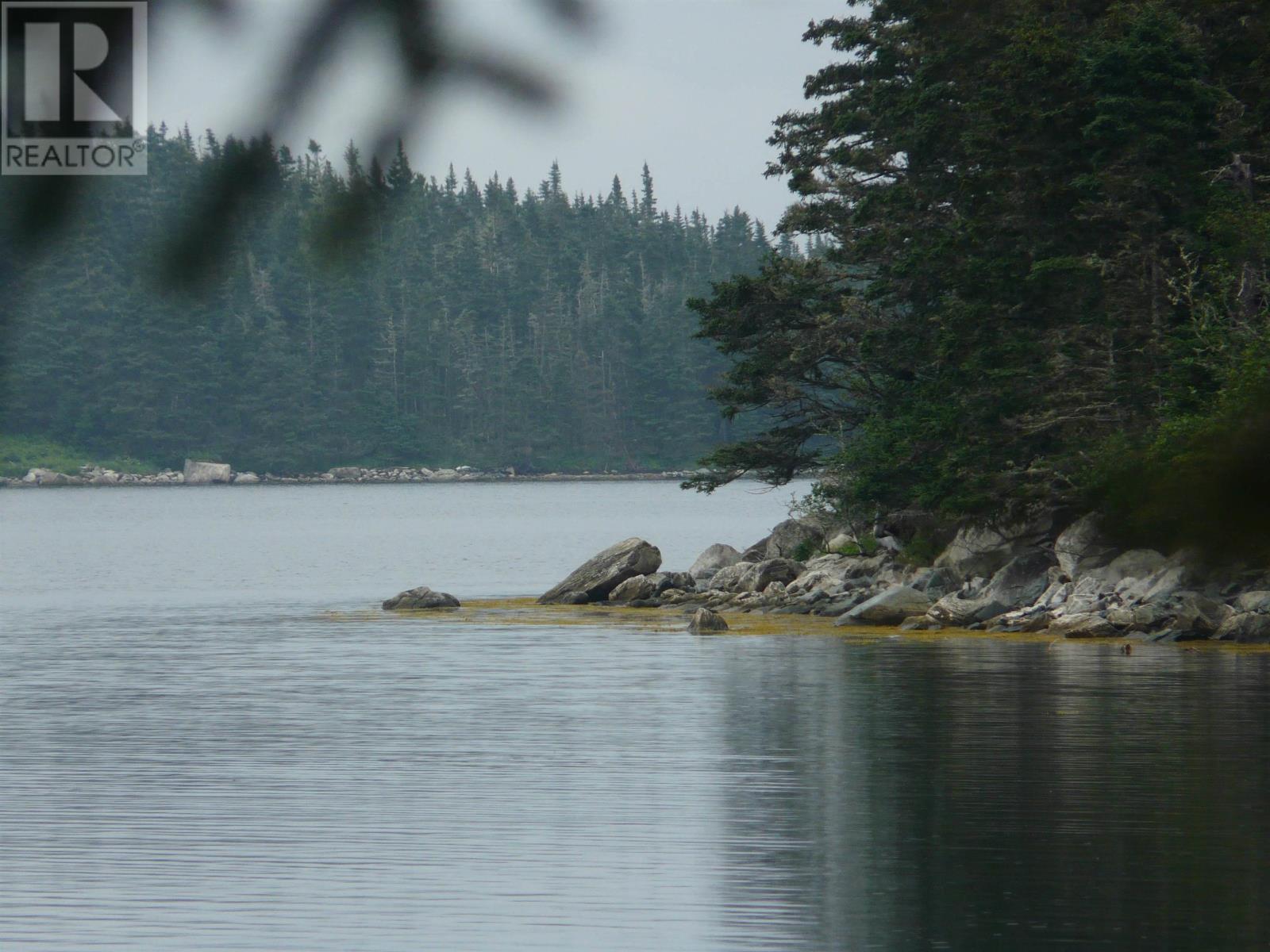 Property at Hartlings Island image 3