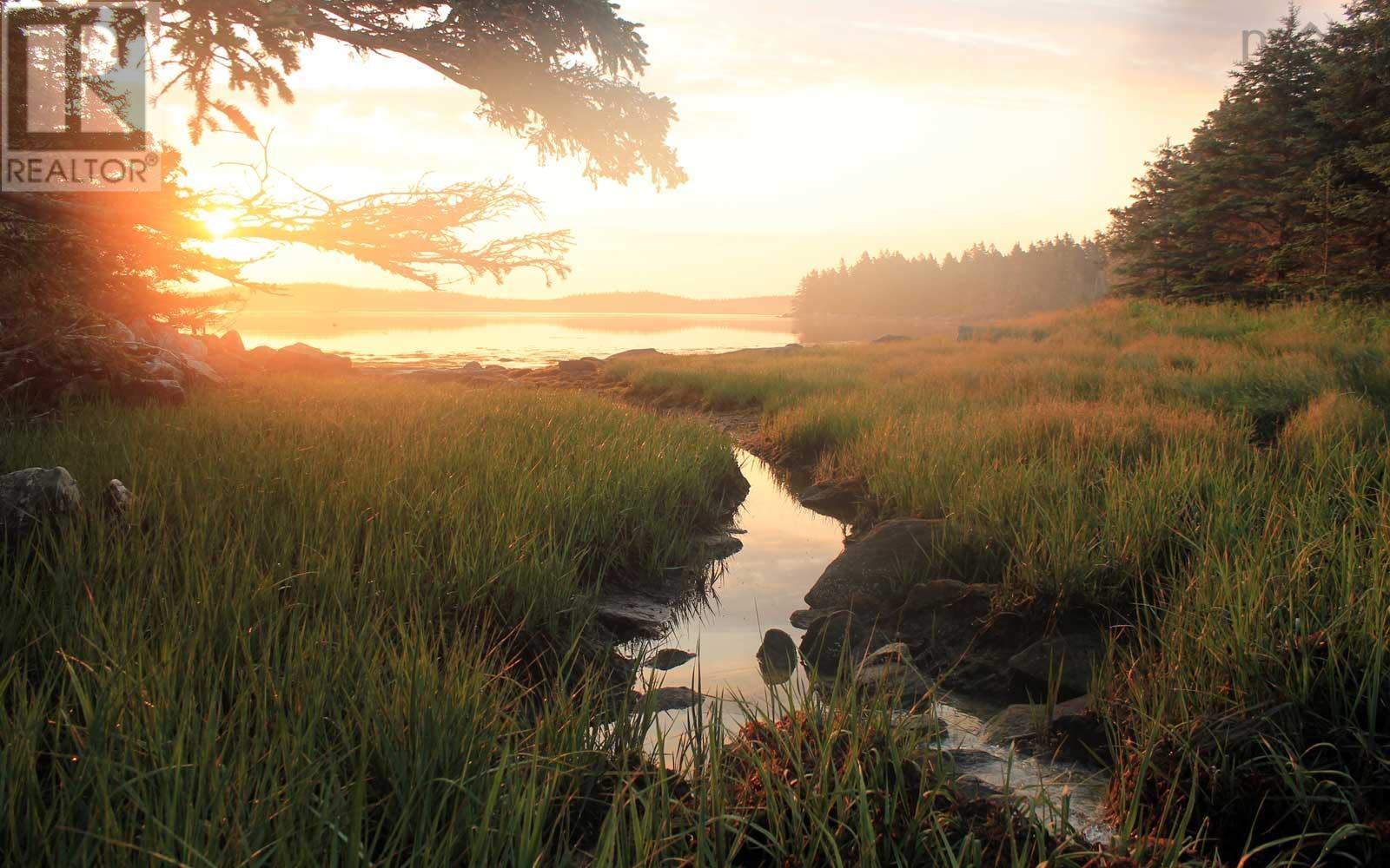 Property at Hartlings Island image 4