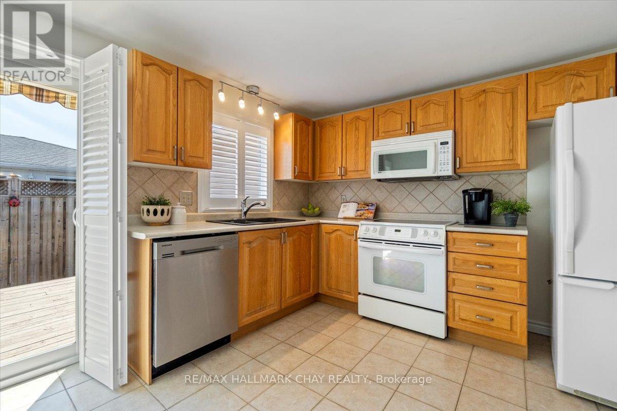 13 Ford Street, Barrie, Ontario  L4N 5X2 - Photo 8 - S12120621