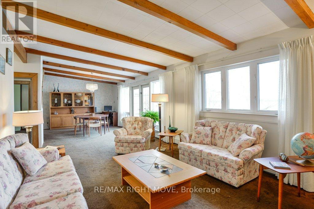 1971 Woods Bay Road, Severn, Ontario  L3V 0V7 - Photo 15 - S12120663