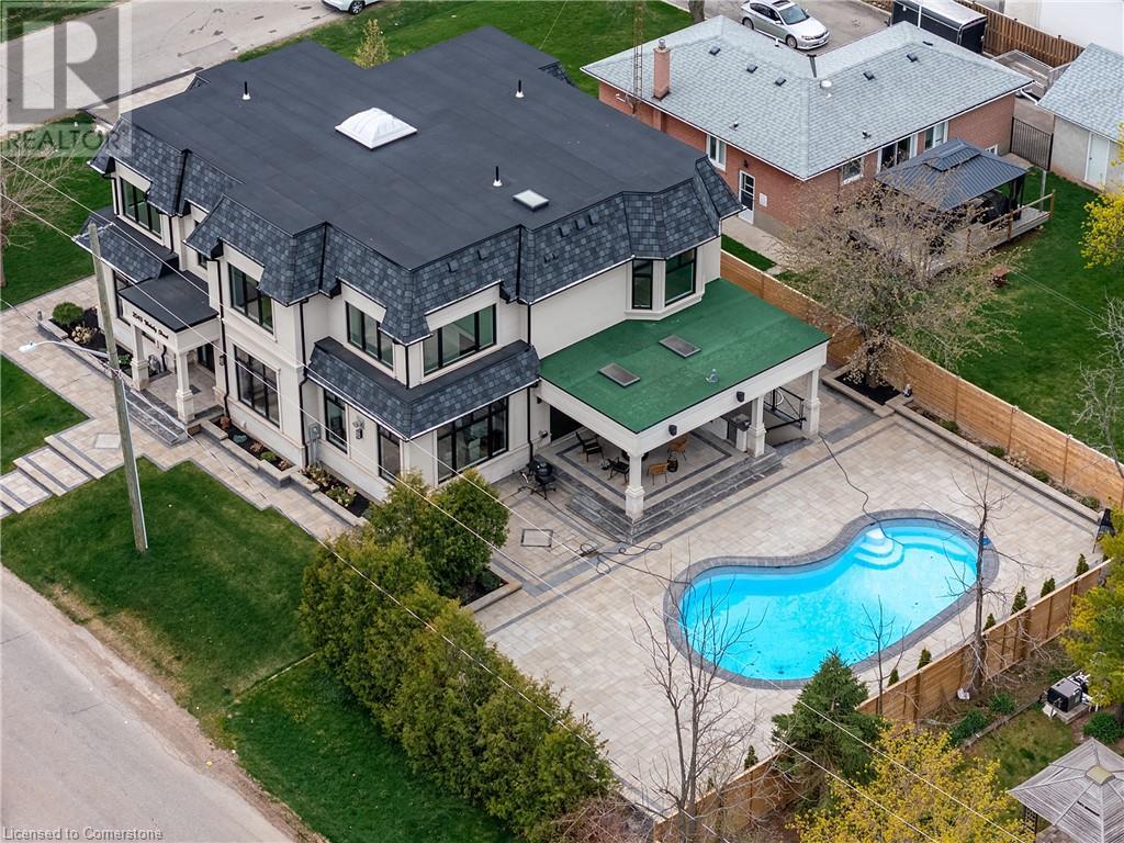 Property at 2049 WAKELY Street image 4
