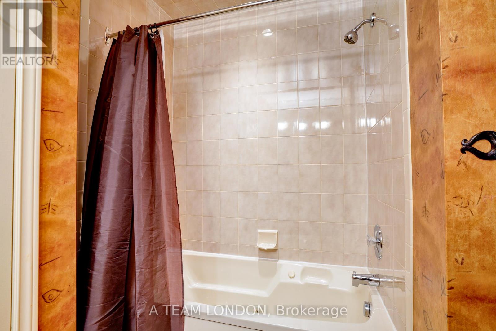 3 - 2 Cadeau Terrace, London South, Ontario  N6K 4E9 - Photo 22 - X12120789
