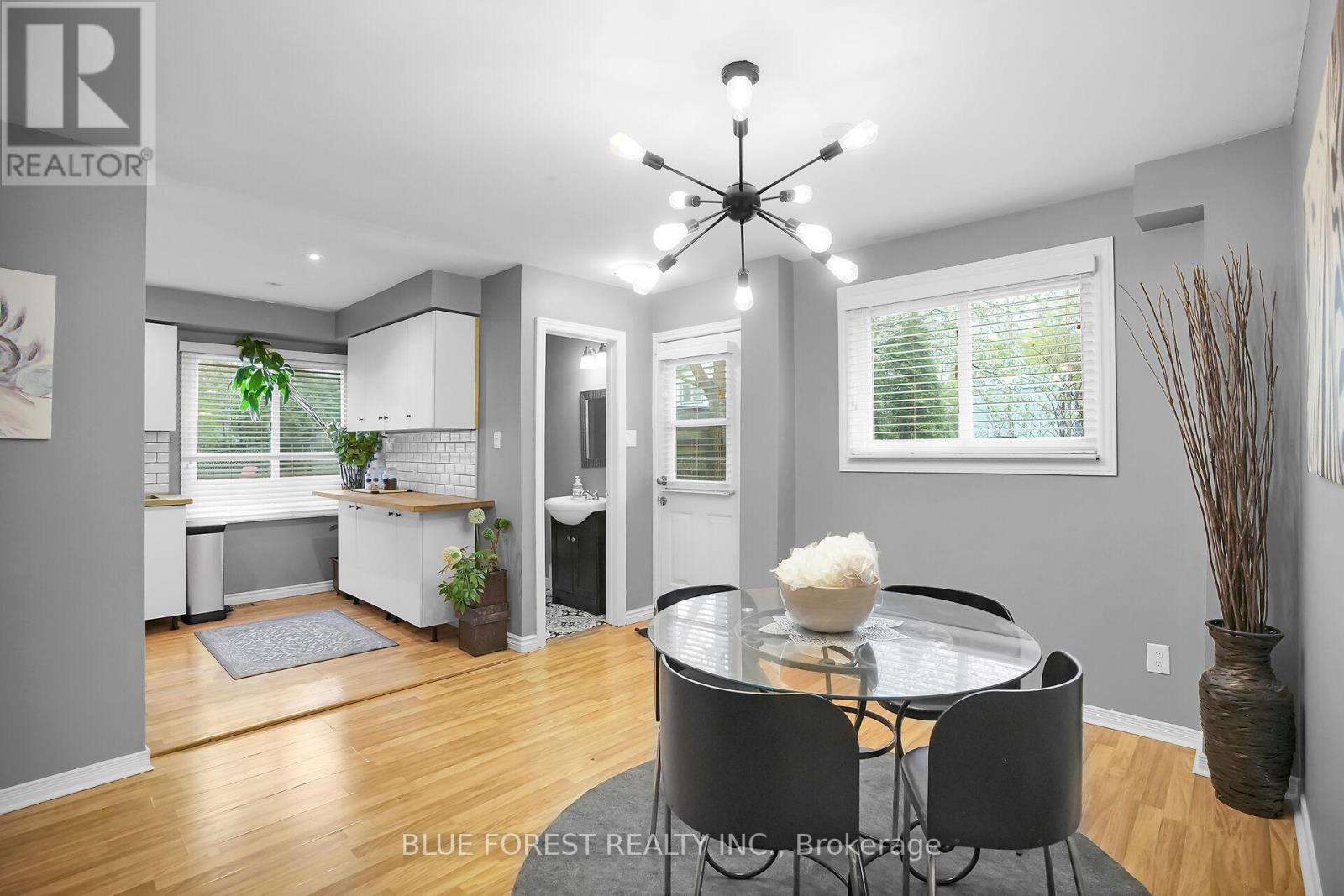 9 Ardsley Road, London North, Ontario  N6G 2W3 - Photo 6 - X12120862
