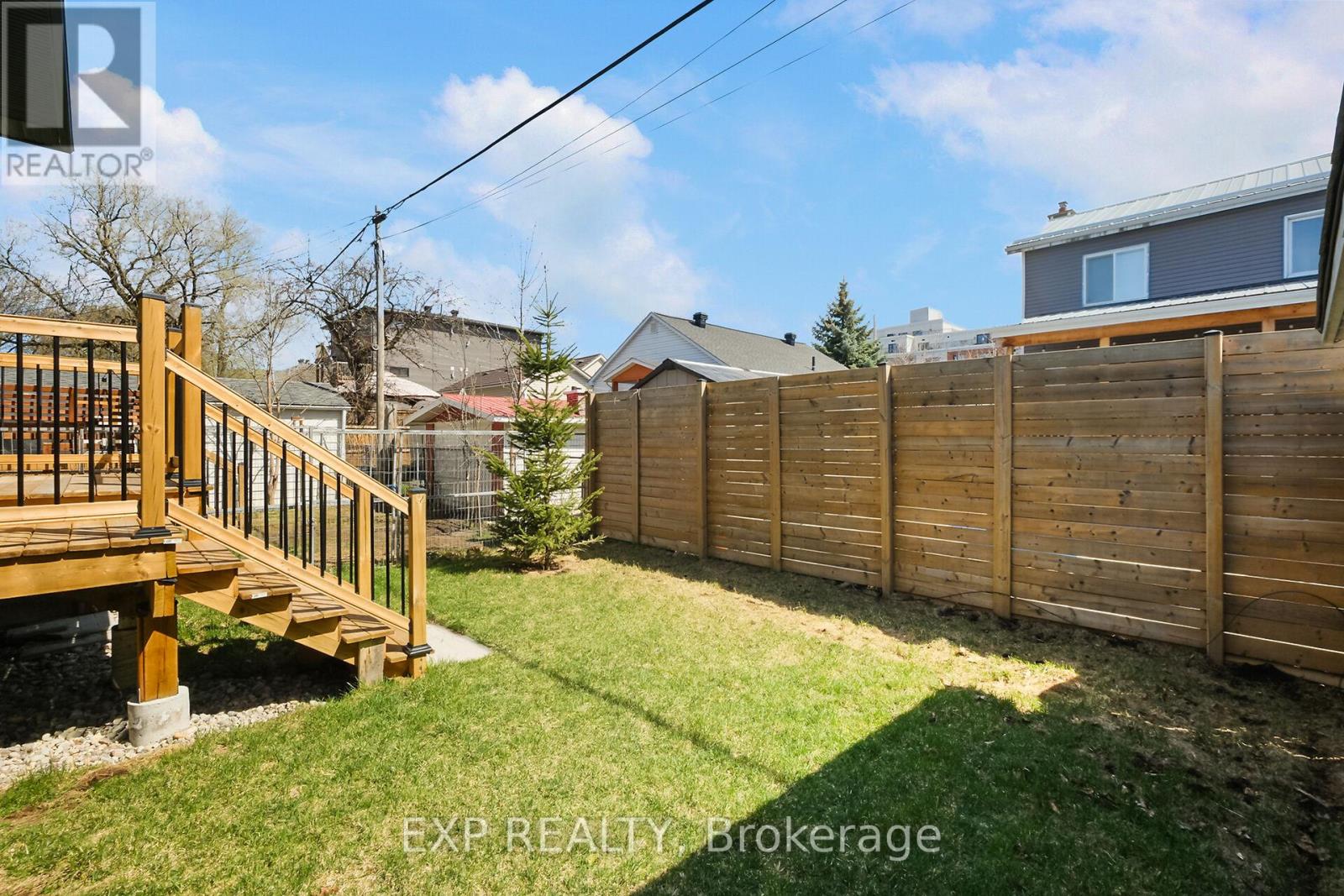 86 Queen Mary Street, Ottawa, Ontario  K1K 1X7 - Photo 48 - X12120839