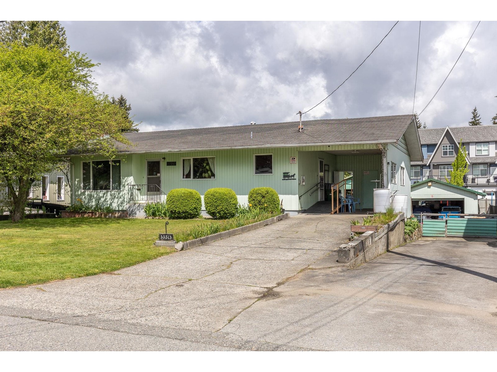 Property at 33513 WESTBURY AVENUE image 1