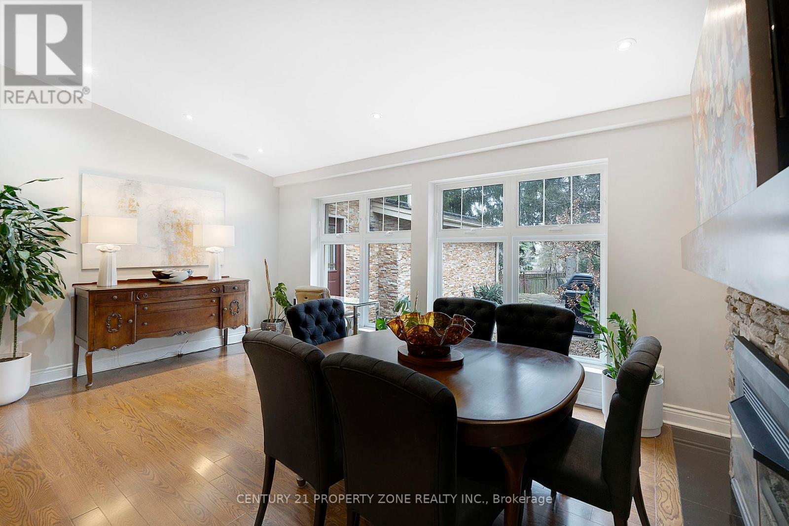 1503 Lakeshore Road E, Oakville, Ontario  L6J 1L9 - Photo 18 - W12104031