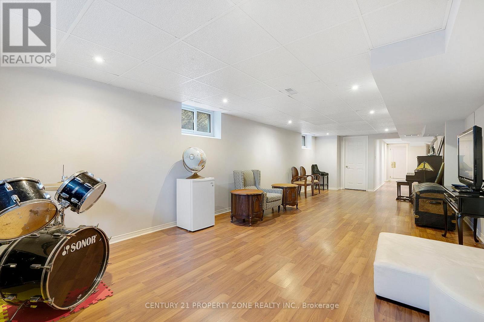 1503 Lakeshore Road E, Oakville, Ontario  L6J 1L9 - Photo 37 - W12104031