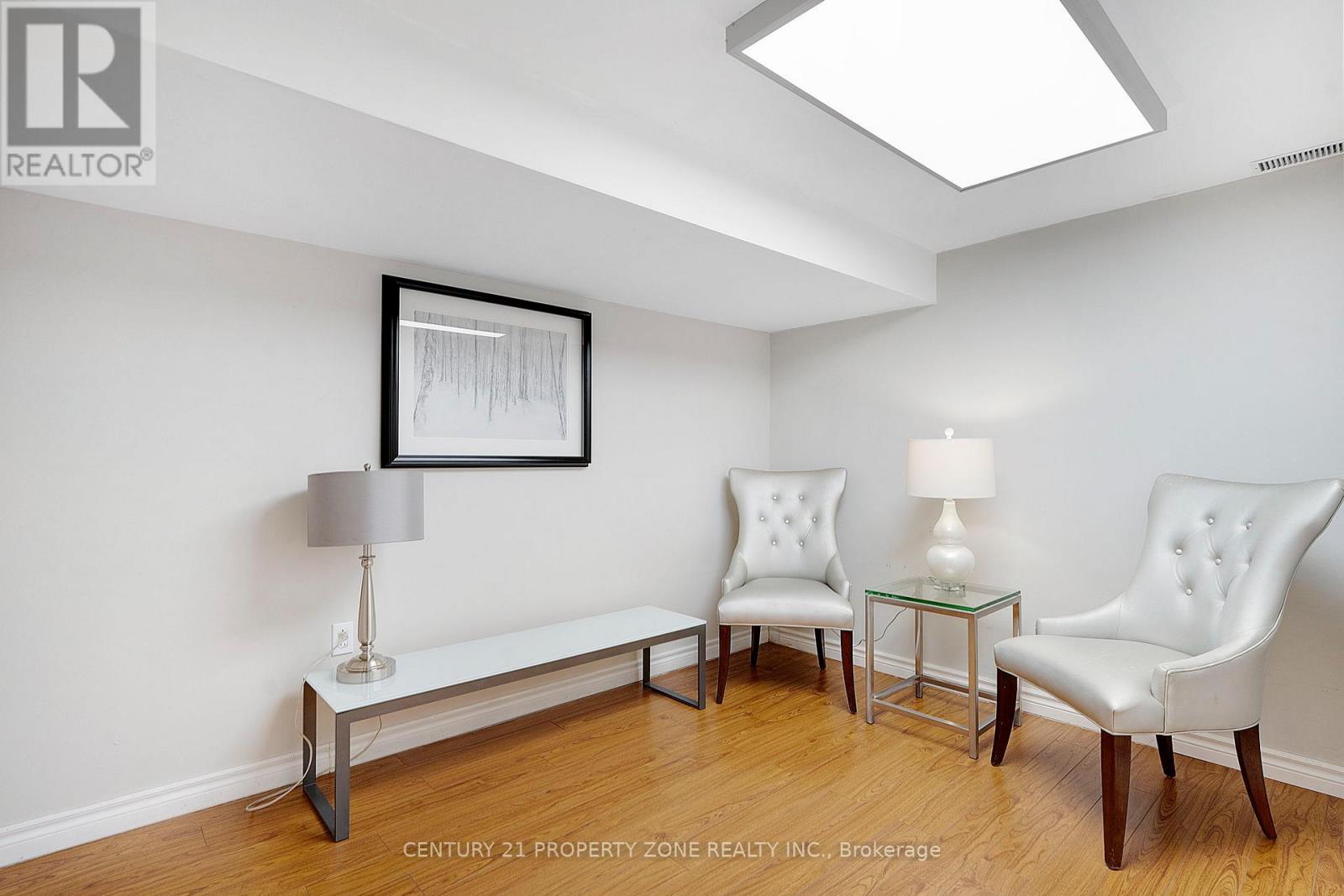 1503 Lakeshore Road E, Oakville, Ontario  L6J 1L9 - Photo 42 - W12104031
