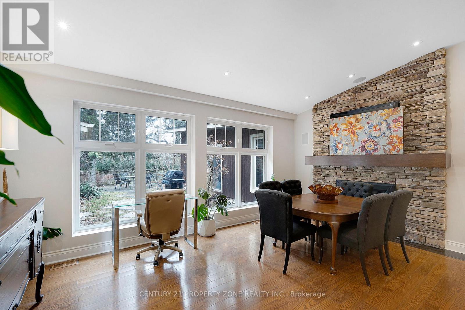 1503 Lakeshore Road E, Oakville, Ontario  L6J 1L9 - Photo 17 - W12104031