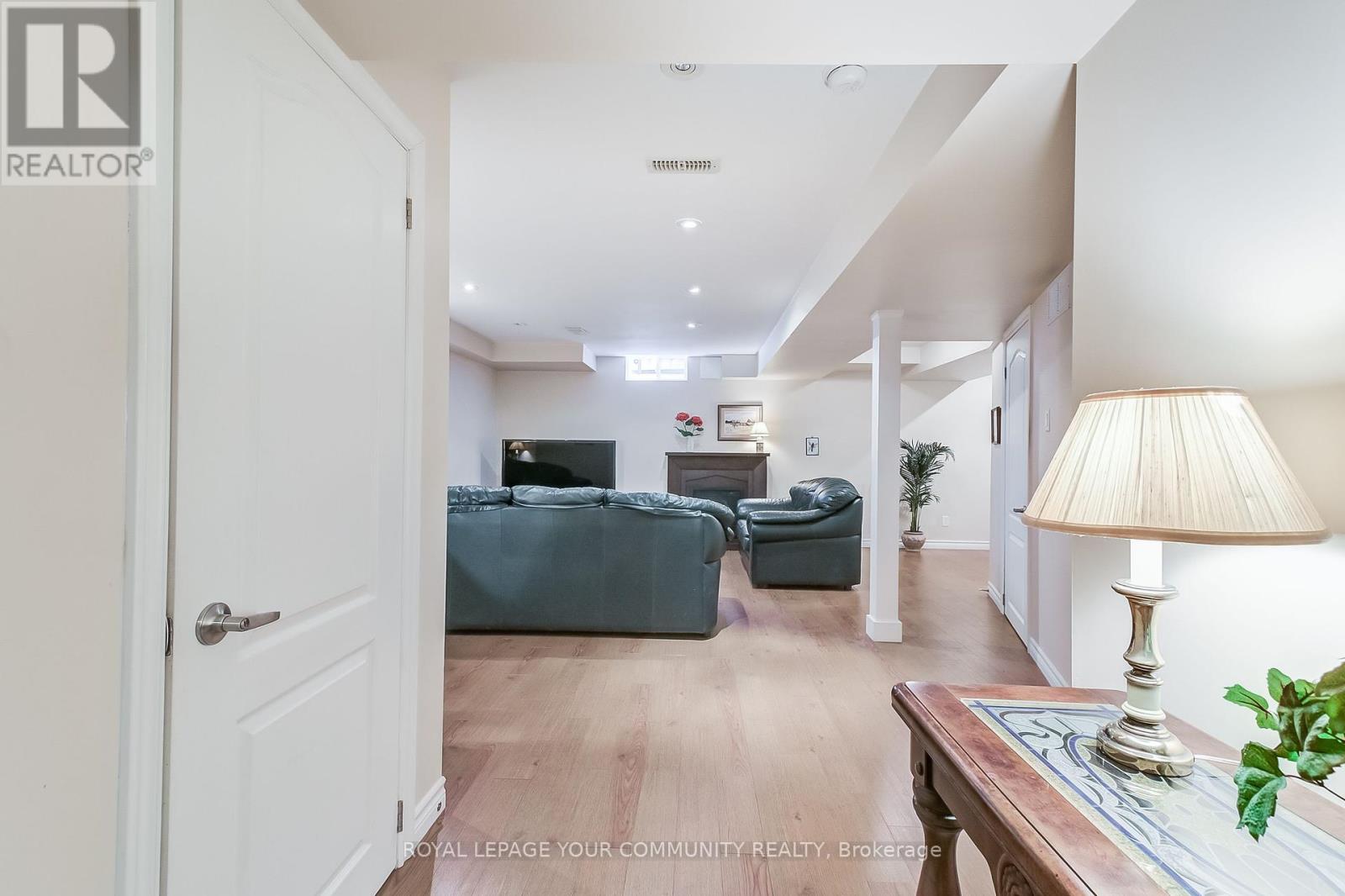 41 - 1633 Northmount Avenue, Mississauga, Ontario  L5E 1Y9 - Photo 28 - W12120744