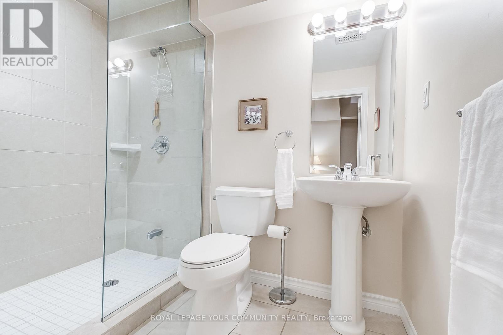 41 - 1633 Northmount Avenue, Mississauga, Ontario  L5E 1Y9 - Photo 31 - W12120744