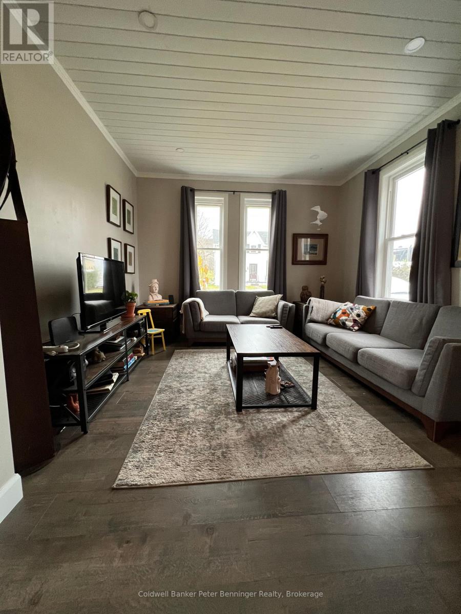 113 William Street, Brockton, Ontario  N0G 2V0 - Photo 3 - X12120793