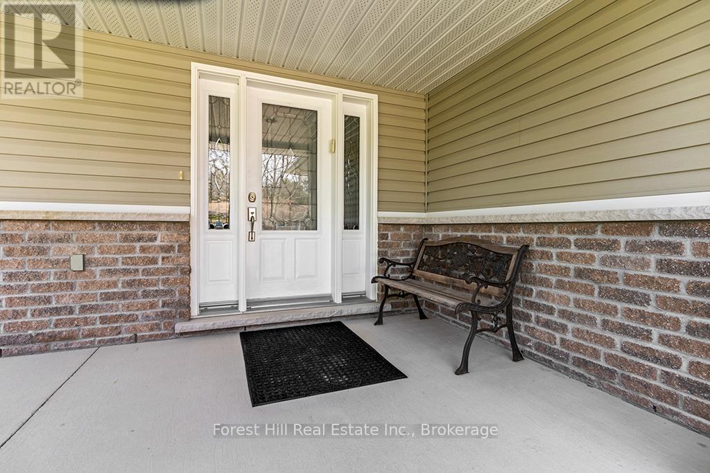 149 Windmill Way, Grey Highlands, Ontario  N0C 1K0 - Photo 9 - X12120845