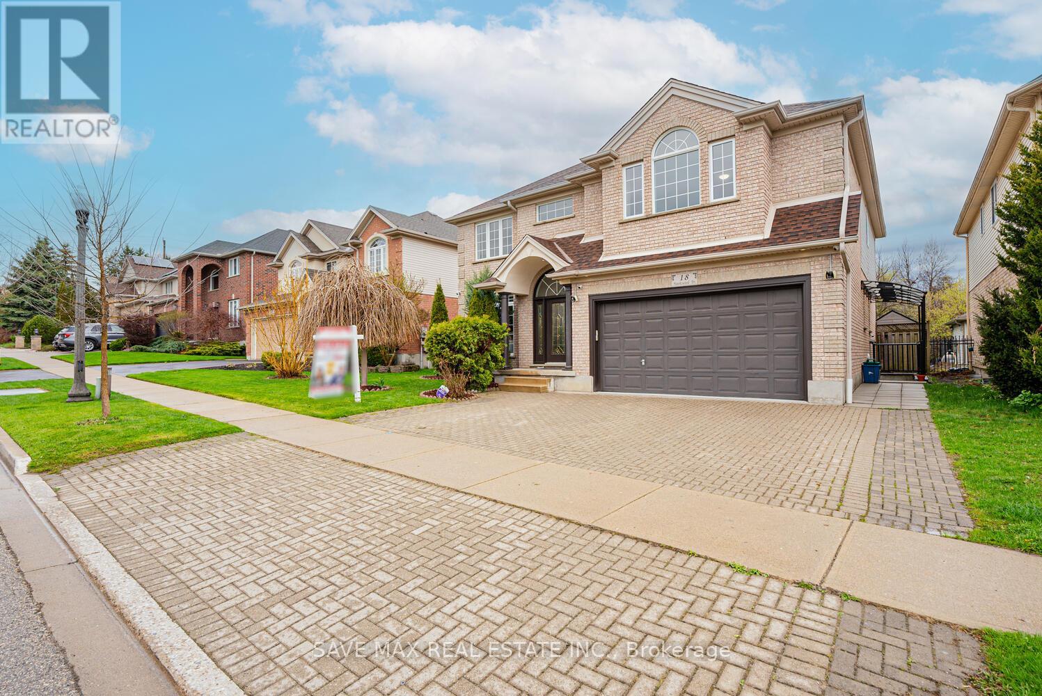 Property at 18 HAWKSWOOD DRIVE image 2
