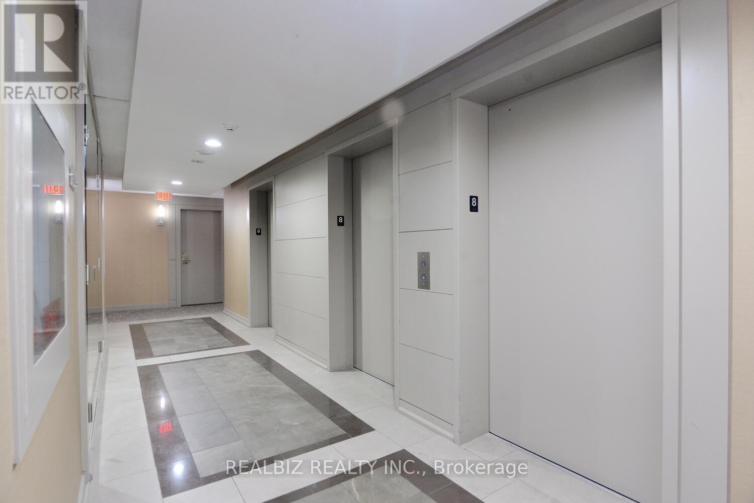 802 - 330 Burnhamthorpe Road W, Mississauga, Ontario  L5B 3Y5 - Photo 25 - W12011093