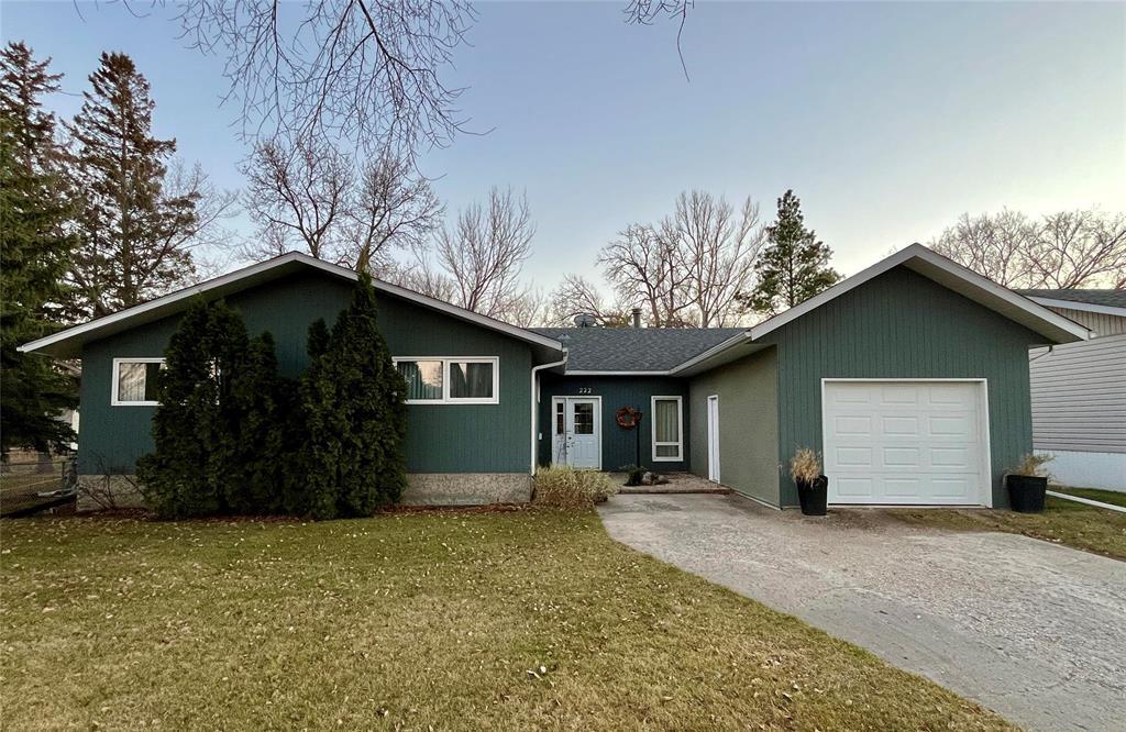 222 Buckingham Street, Boissevain, Manitoba