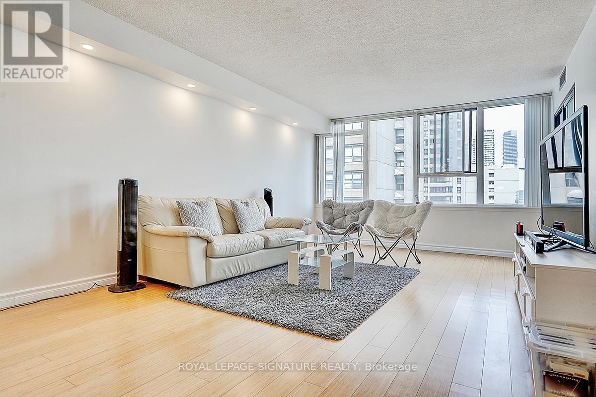 1209 - 45 Carlton Street, Toronto, Ontario  M5B 2H9 - Photo 5 - C12119979