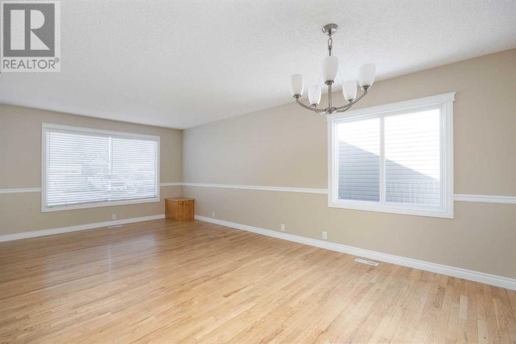 Property at 145 Bird Crescent image 4
