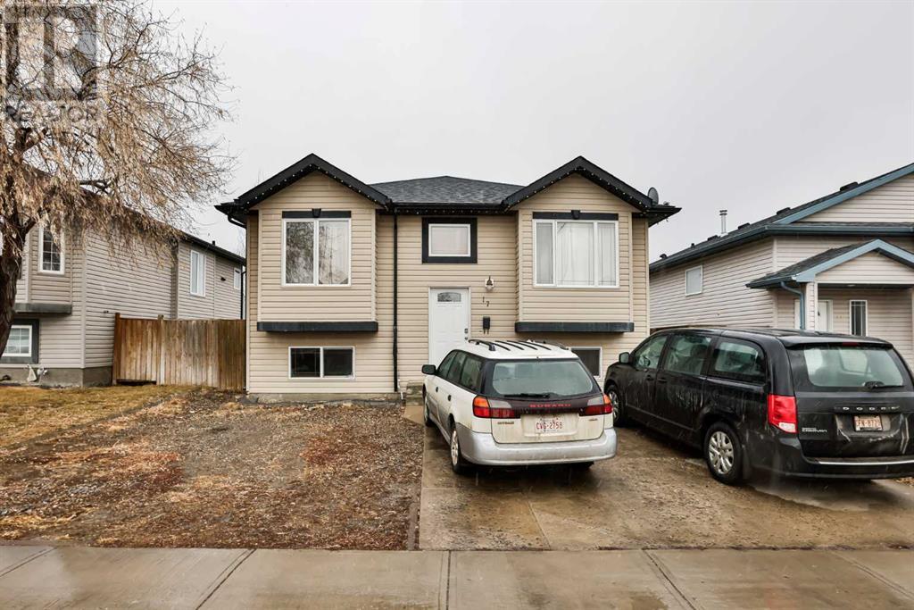 Property at 17 Aberdeen Road W image 2