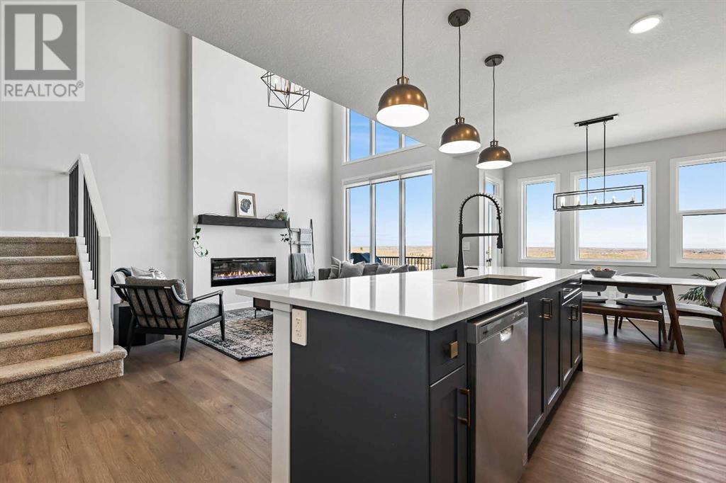 846 Alpine Drive Sw, Calgary, Alberta  T2Y 0S4 - Photo 8 - A2216607