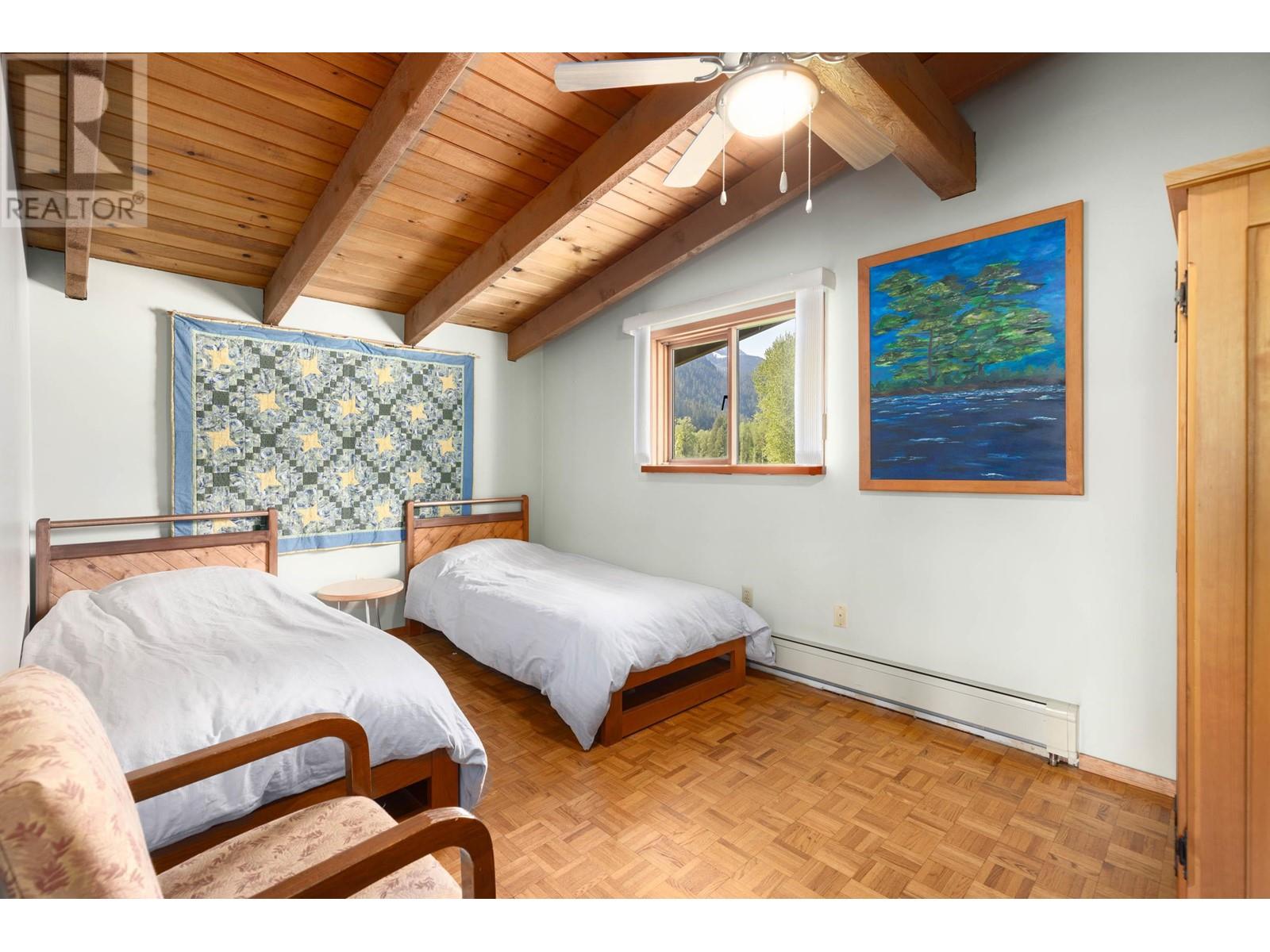 7869 Pemberton Meadows Road, Pemberton, British Columbia  V0N 2L2 - Photo 14 - R2996082