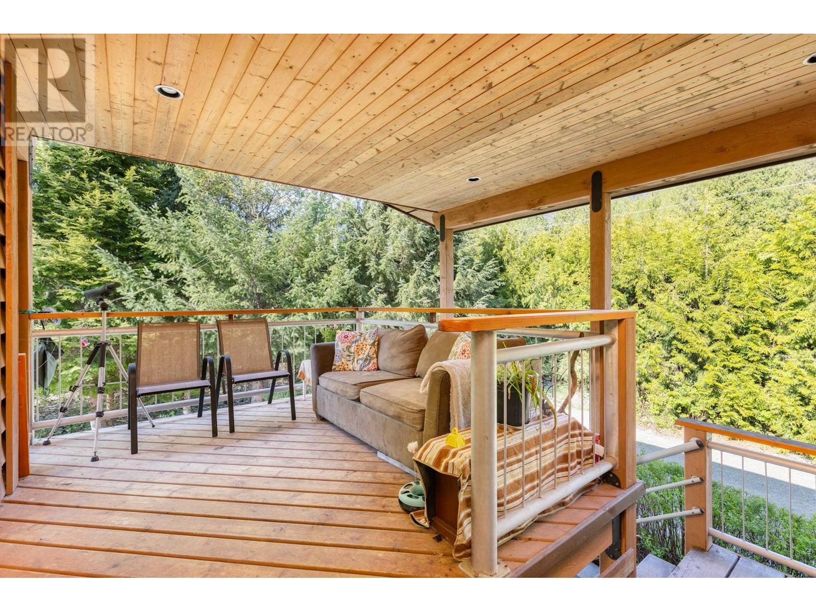 7869 Pemberton Meadows Road, Pemberton, British Columbia  V0N 2L2 - Photo 25 - R2996082